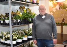 Ulrich Schliecher of Orchids of Miquel.